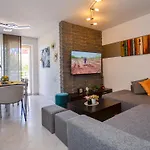 Kiki By Interhome *