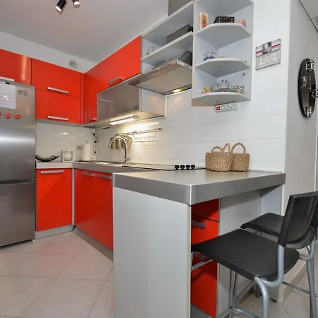 Kiki By Interhome Rabac