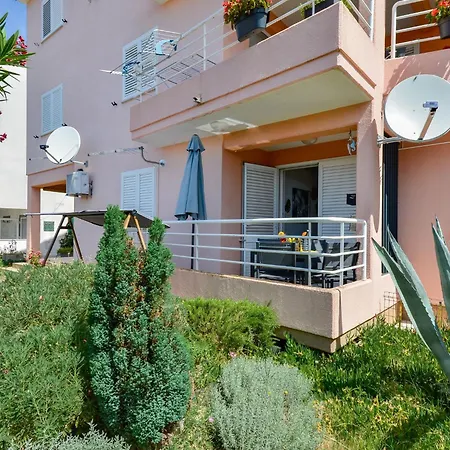 Lejlighed Kiki By Interhome *