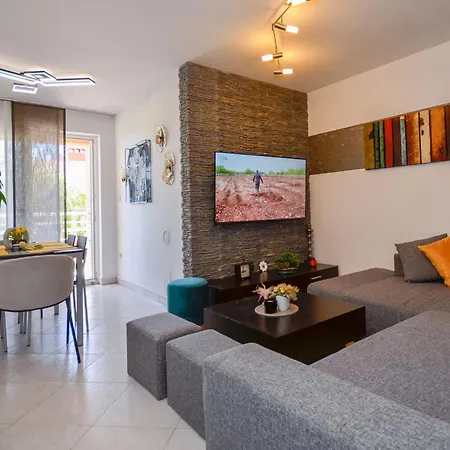 Kiki By Interhome *
